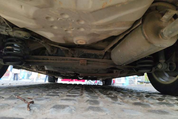 Used Geely Auto Diamond 2014 Sedan 1.5L Manual Entry-Level Model Chassis Rear