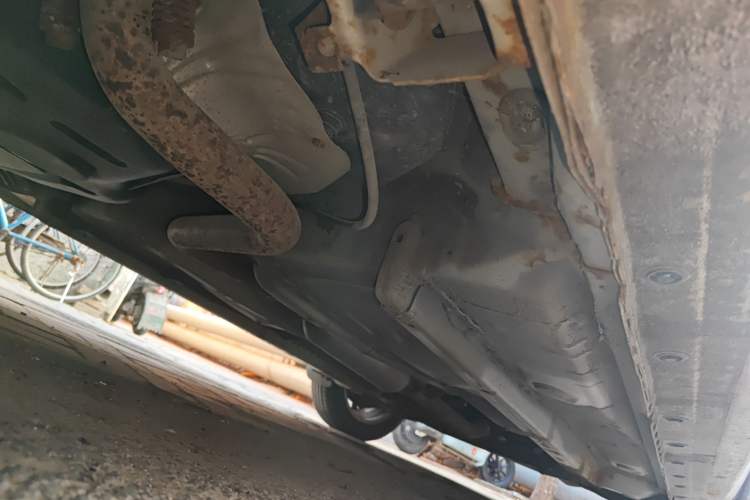Used Geely Auto Diamond 2014 Sedan 1.5L Manual Entry-Level Model Chassis Rear Right