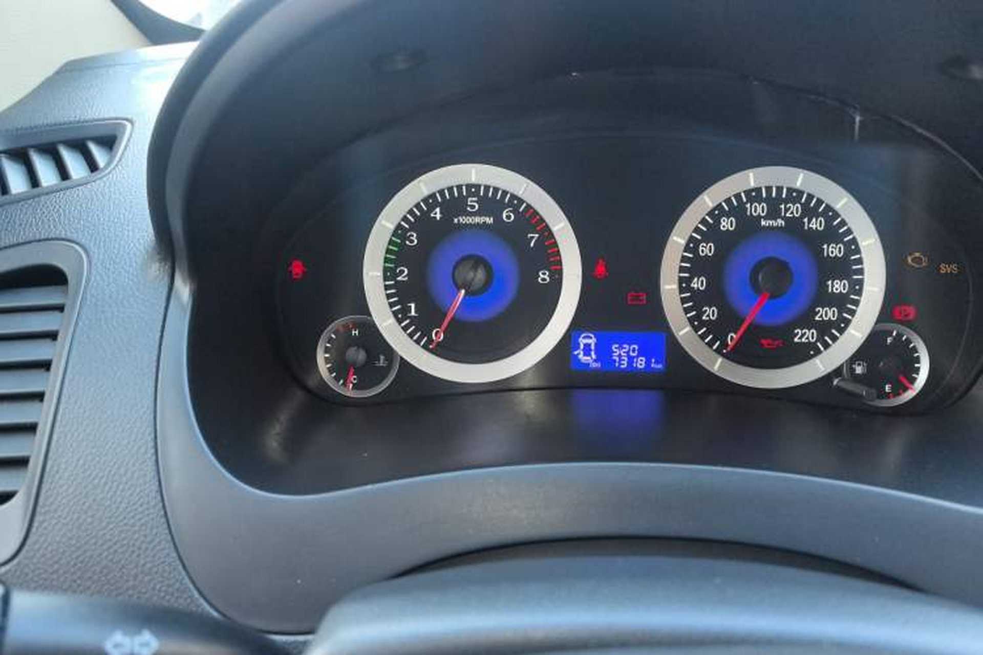 Used Geely Auto Diamond 2014 Sedan 1.5L Manual Entry-Level Model Instrument Cluster
