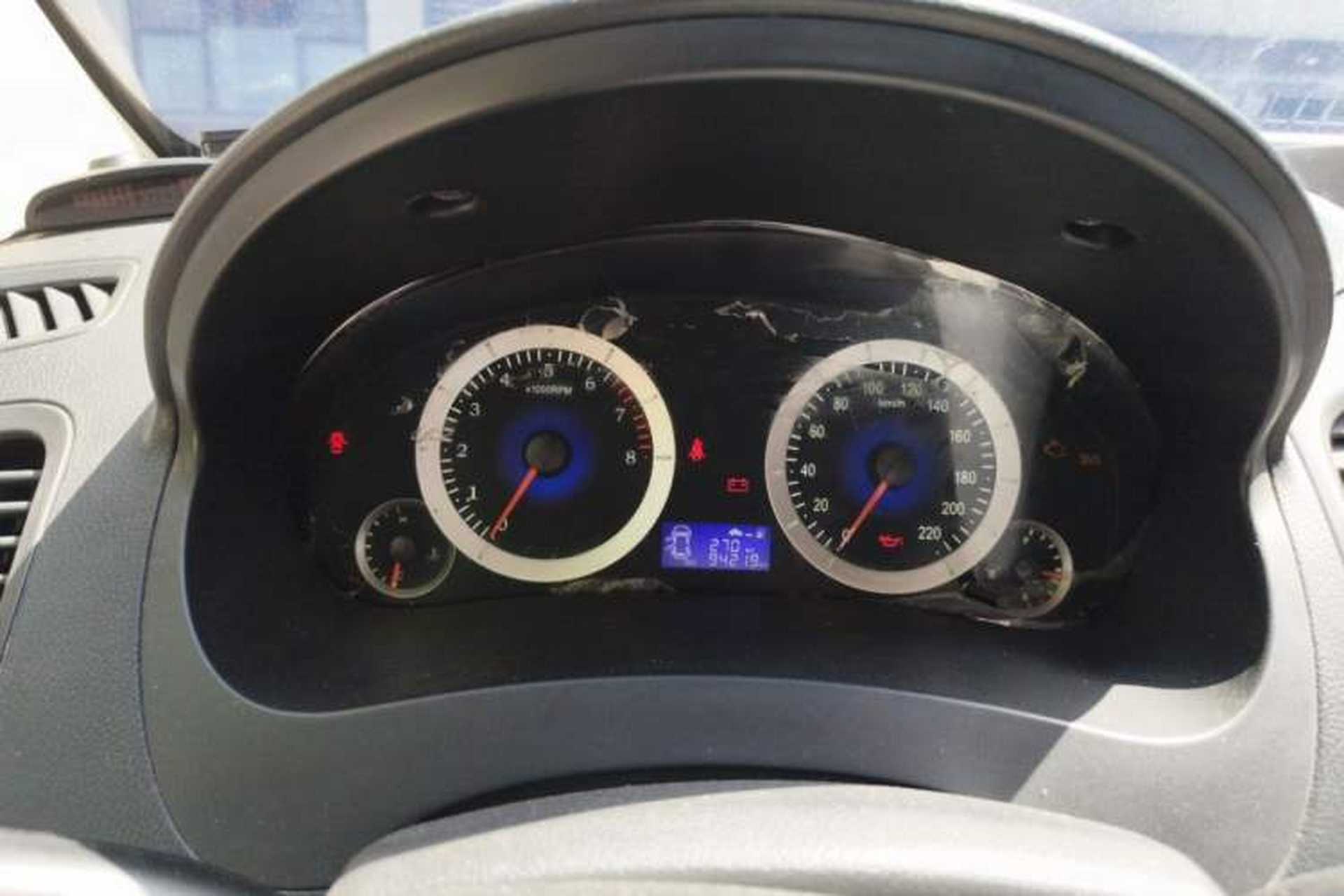 Used Geely Auto Diamond 2014 Sedan 1.5L Manual Entry-Level Model Instrument Cluster