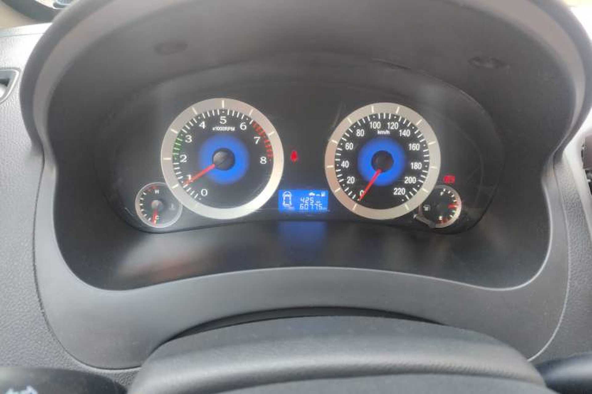 Used Geely Auto Diamond 2014 Sedan 1.5L Manual Entry-Level Model Instrument Cluster