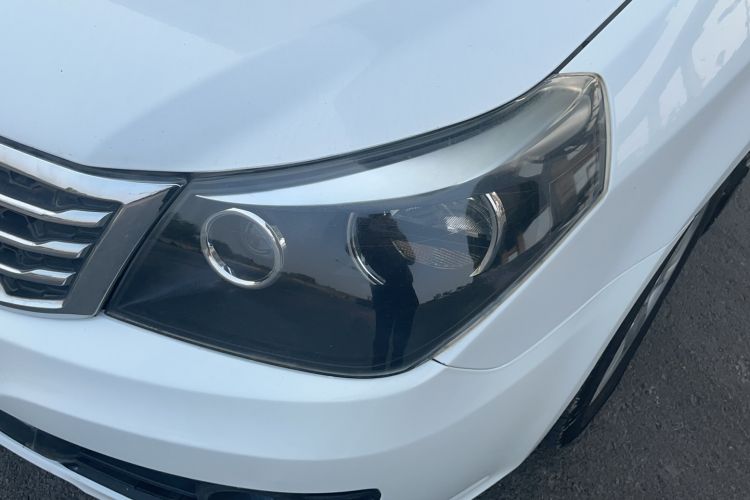 Used Geely Auto Diamond 2014 Sedan 1.5L Automatic Elite Model Left Front Headlight