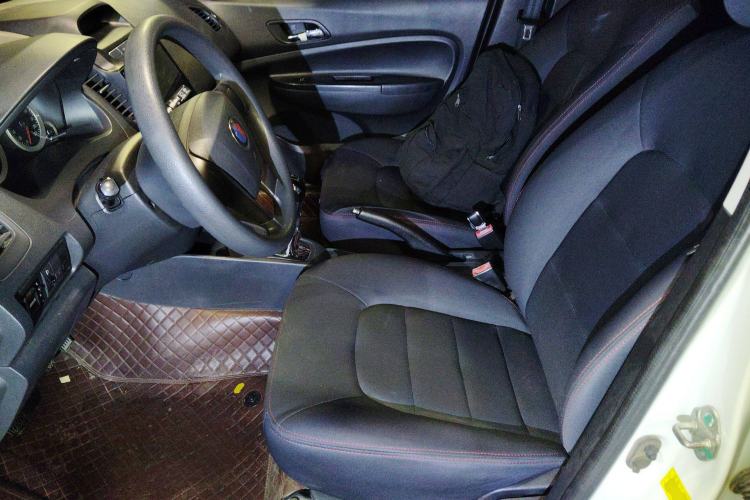Used Geely Auto Diamond 2014 CROSS 1.5L Manual Entry-Level Model Left Front Seat