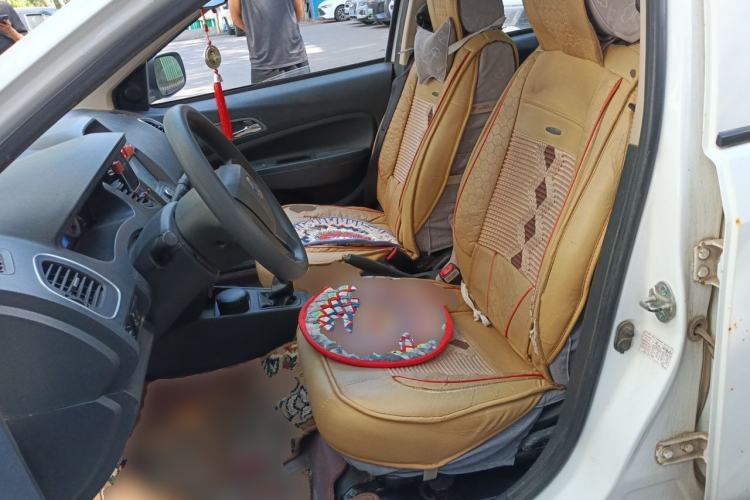 Used Geely Auto Diamond 2014 Sedan 1.5L Manual Entry-Level Model Left Front Seat