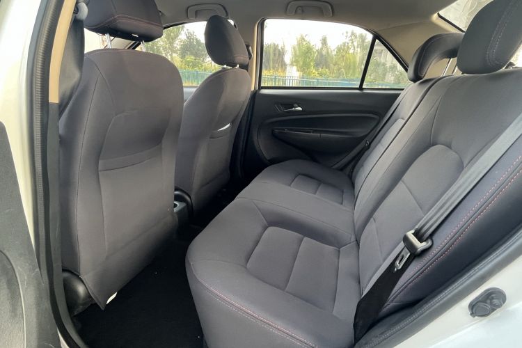 Used Geely Auto Diamond 2014 Sedan 1.5L Automatic Elite Model Left Rear Seat