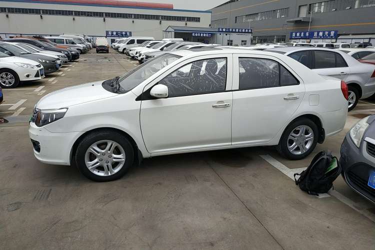 Used Geely Auto Diamond 2014 Sedan 1.5L Manual Luxury Model Left Side