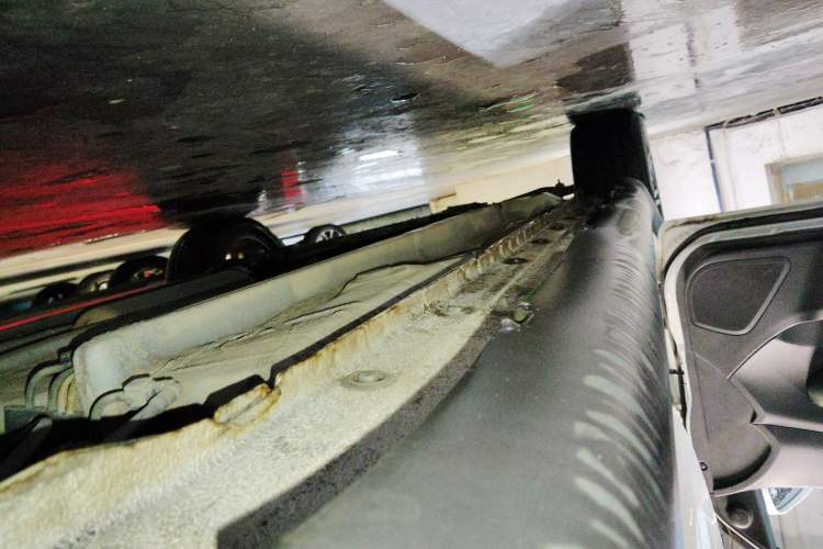Used Geely Auto Diamond 2014 CROSS 1.5L Manual Entry-Level Model Left Side Sill