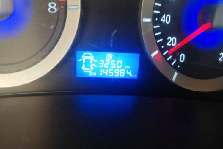 Used Geely Auto Diamond 2014 Sedan 1.5L Manual Entry-Level Model Odometer Close Up
