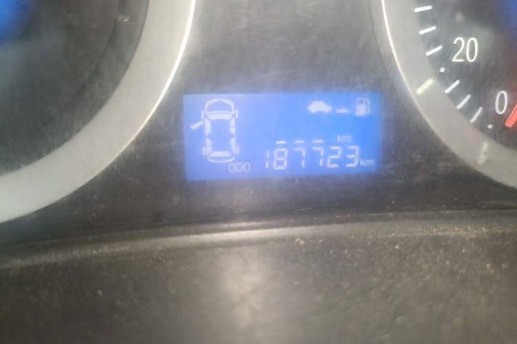 Used Geely Auto Diamond 2014 CROSS 1.5L Manual Entry-Level Model Odometer Close Up