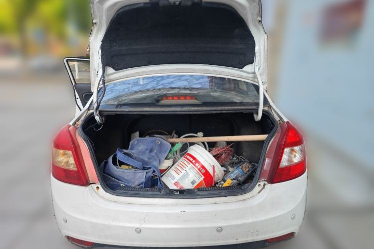 Used Geely Auto Diamond 2014 Sedan 1.5L Manual Entry-Level Model Trunk