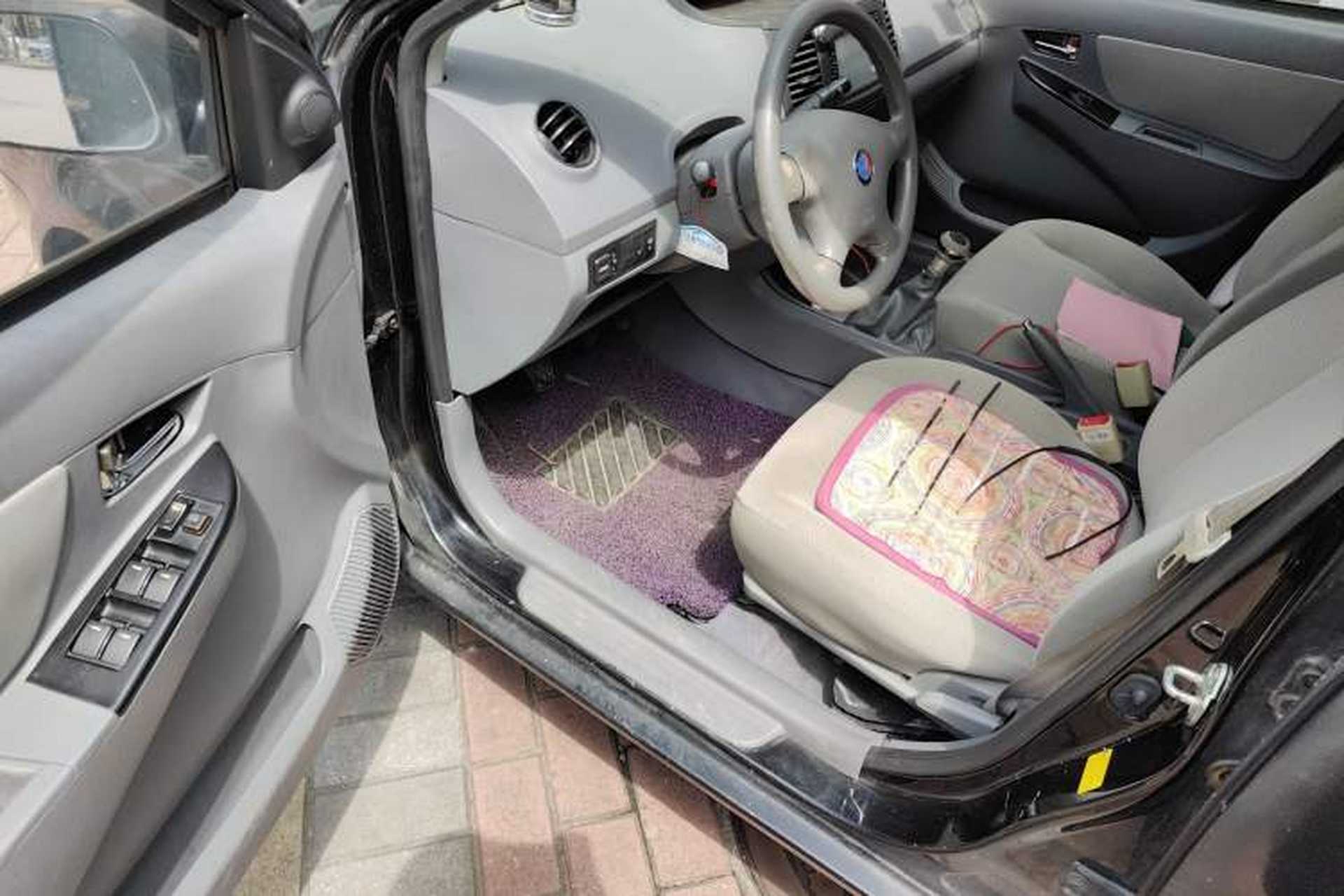 Used Geely Auto Diamond 2015 Sedan 1.5L Manual SuperDeluxe Model Driver Seat
