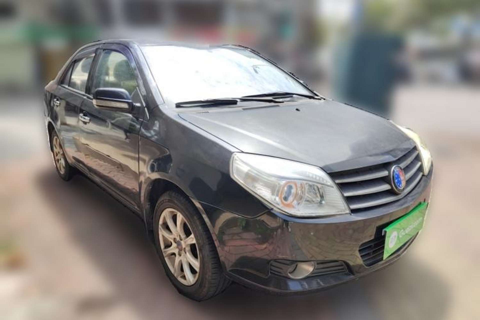 Used Geely Auto Diamond 2015 Sedan 1.5L Manual SuperDeluxe Model Front Right 45 Deg