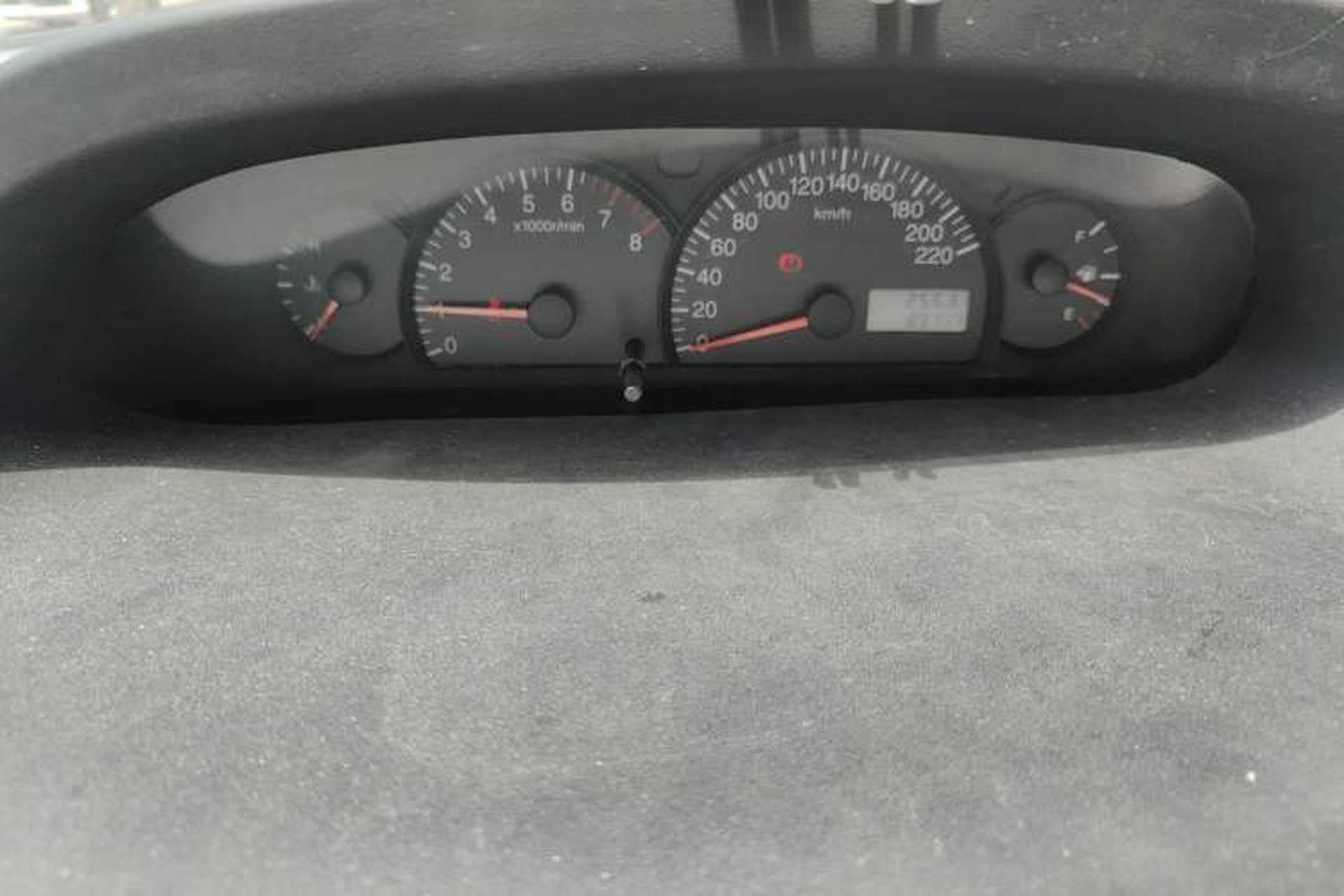 Used Geely Auto Diamond 2015 Sedan 1.5L Manual SuperDeluxe Model Instrument Cluster