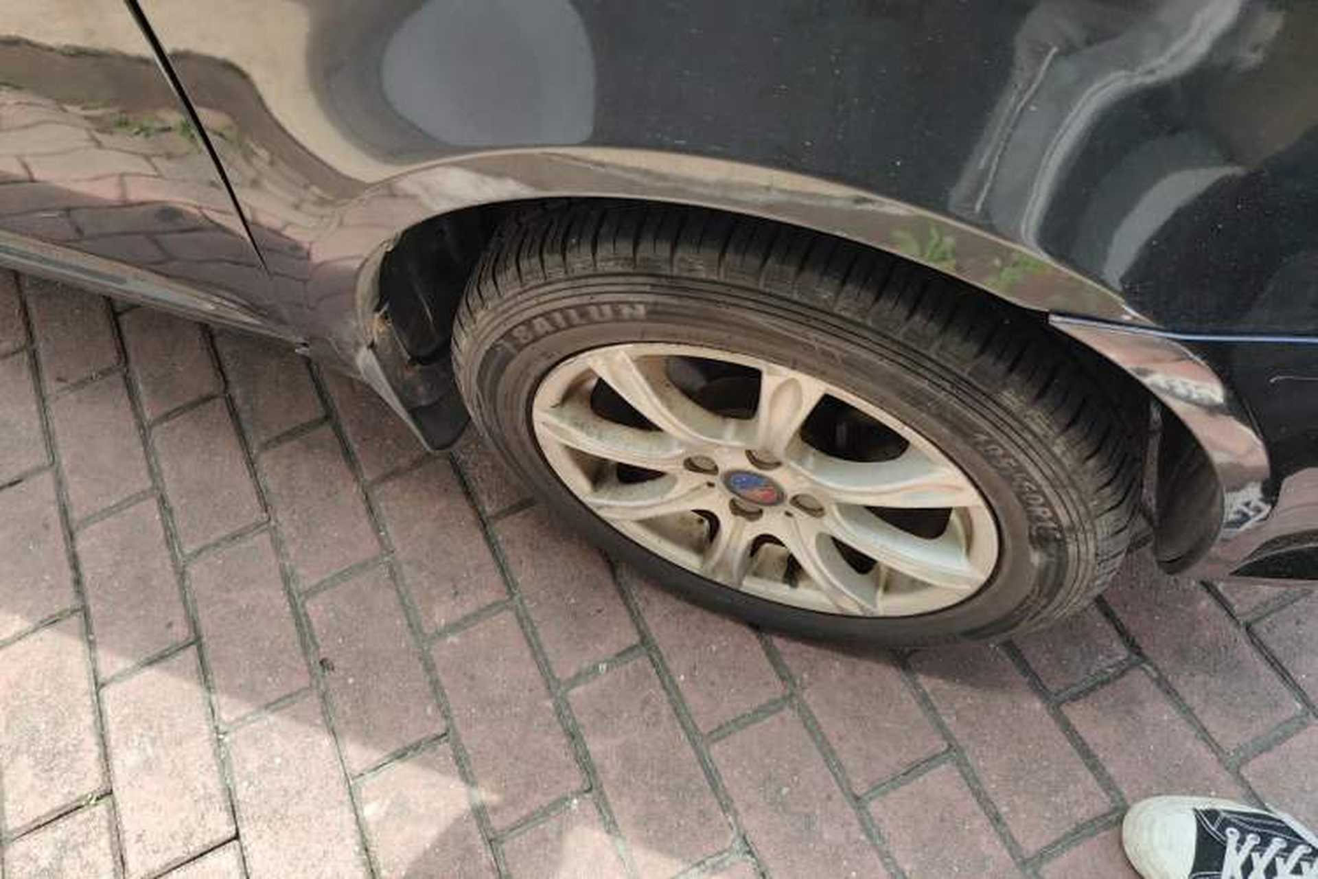 Used Geely Auto Diamond 2015 Sedan 1.5L Manual SuperDeluxe Model Right Front Wheel Hub