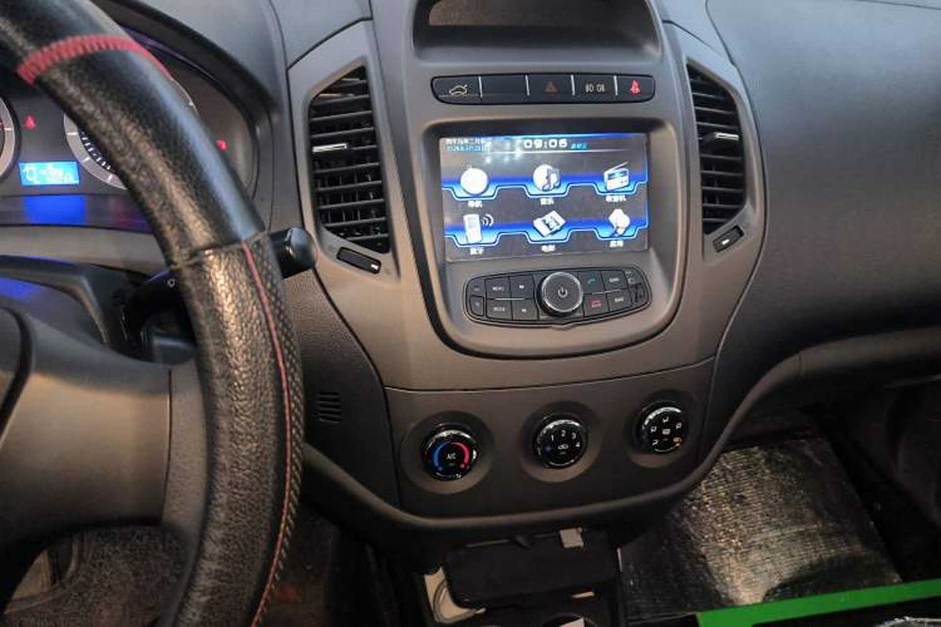 Used Geely Auto Diamond 2015 Sedan 1.5L Manual SuperDeluxe Model Audio And AC Panel