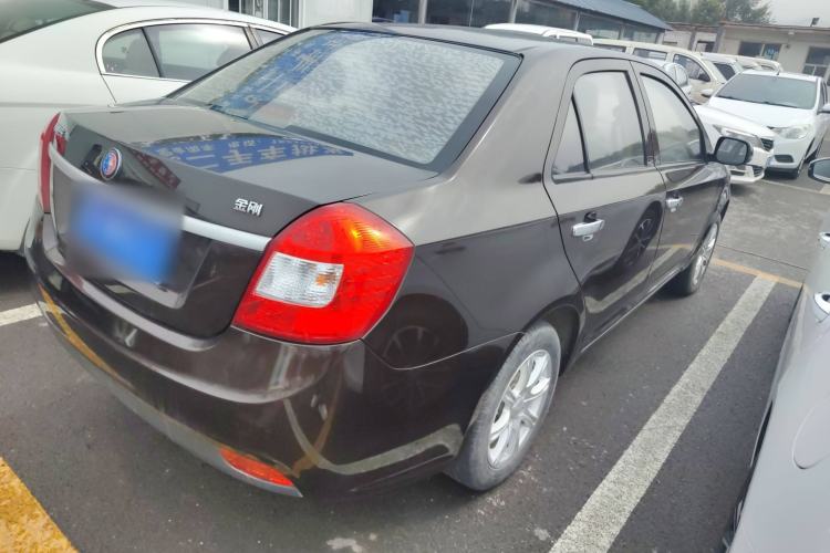 Used Geely Auto Diamond 2015 Sedan 1.5L Manual SuperDeluxe Model Exterior 2