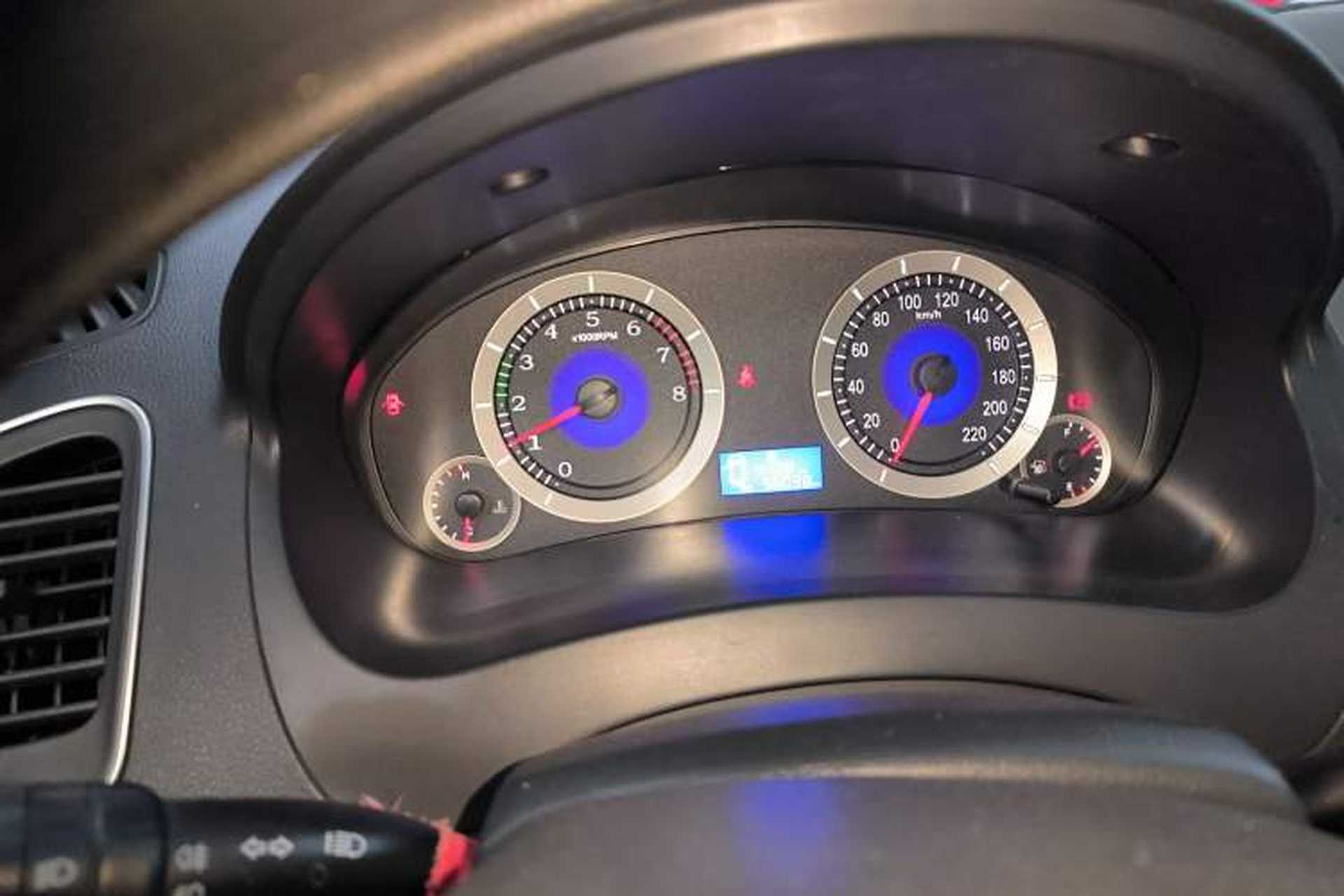 Used Geely Auto Diamond 2015 Sedan 1.5L Manual SuperDeluxe Model Instrument Cluster