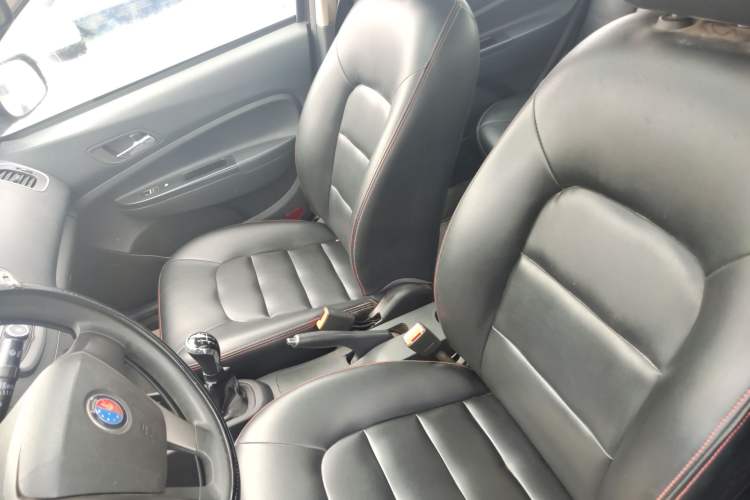 Used Geely Auto Diamond 2015 Sedan 1.5L Manual SuperDeluxe Model Left Front Seat