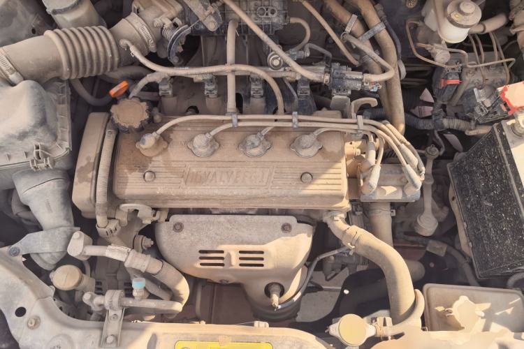 Used Geely Auto Diamond 2015 Sedan 1.5L Manual SuperDeluxe Model Engine Bay