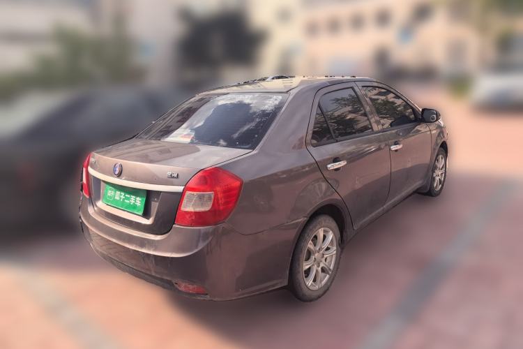 Used Geely Auto Diamond 2015 Sedan 1.5L Manual SuperDeluxe Model Rear Right 45 Deg
