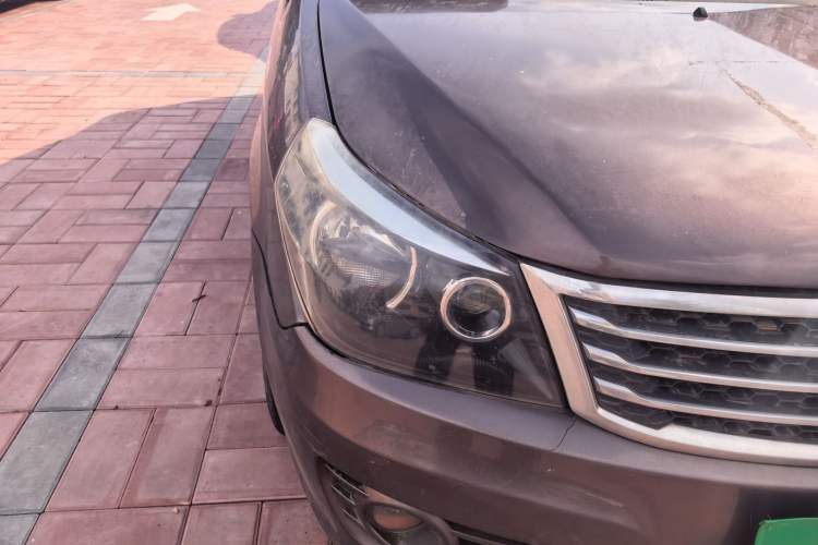 Used Geely Auto Diamond 2015 Sedan 1.5L Manual SuperDeluxe Model Right Front Headlight