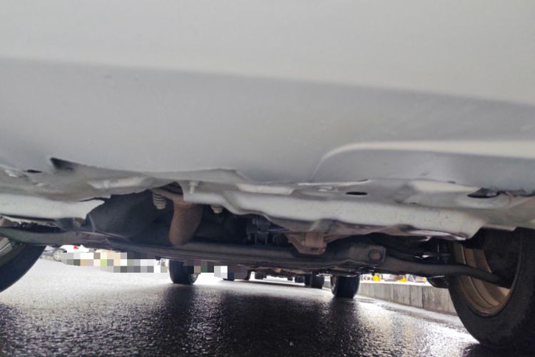 Used Geely Auto Diamond 2015 Sedan 1.5L Manual SuperDeluxe Model Chassis Front