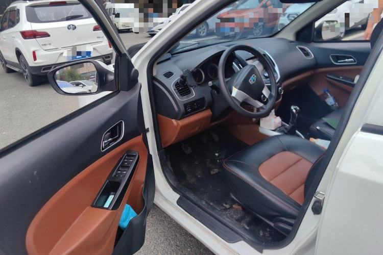 Used Geely Auto Diamond 2015 Sedan 1.5L Manual SuperDeluxe Model Driver Seat