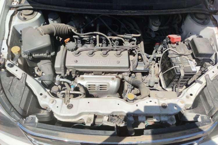 Used Geely Auto Diamond 2015 Sedan 1.5L Manual SuperDeluxe Model Engine Bay
