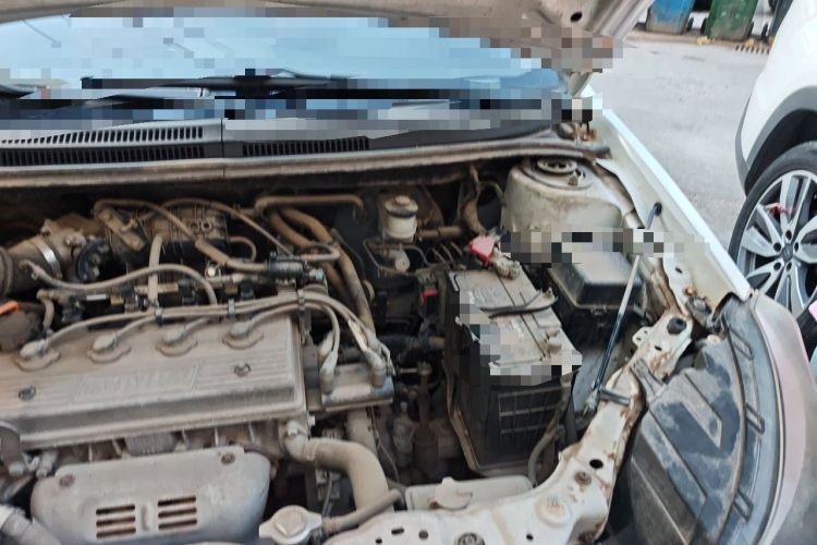 Used Geely Auto Diamond 2015 Sedan 1.5L Manual SuperDeluxe Model Engine Bay Left