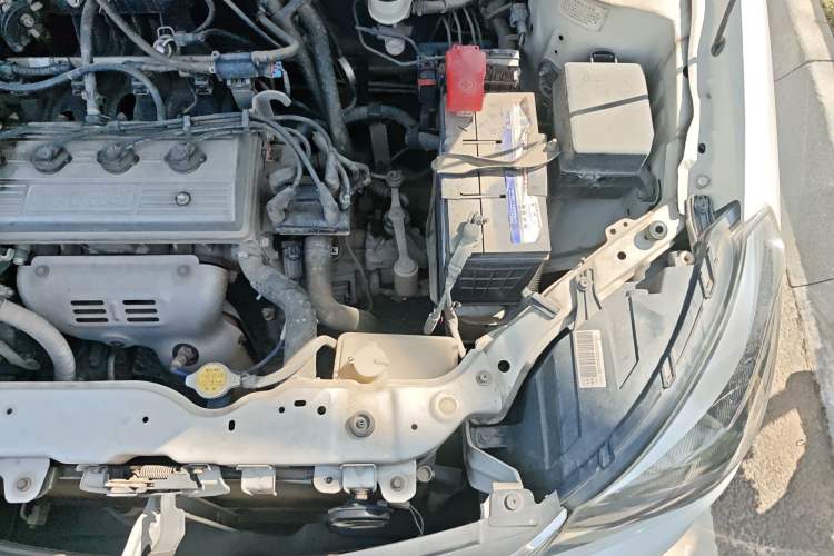 Used Geely Auto Diamond  Engine Bay Left