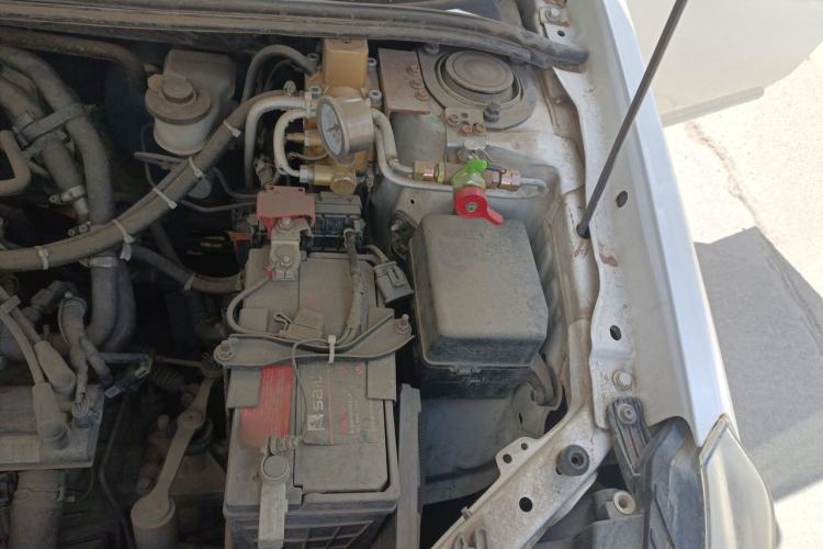 Used Geely Auto Diamond 2015 Sedan 1.5L Manual SuperDeluxe Model Engine Bay Left