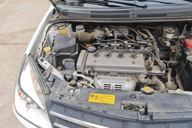 Used Geely Auto Diamond 2015 Sedan 1.5L Manual SuperDeluxe Model Engine Bay Right
