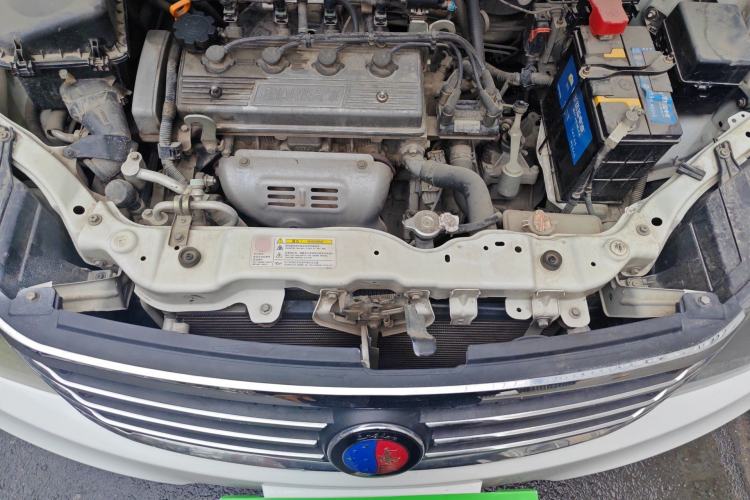 Used Geely Auto Diamond 2015 Sedan 1.5L Manual SuperDeluxe Model Engine Bay