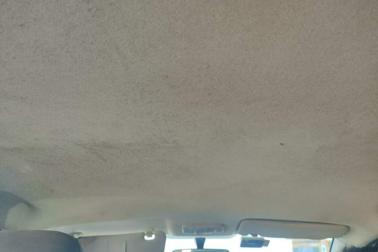 Used Geely Auto Diamond 2015 Sedan 1.5L Manual SuperDeluxe Model Headliner