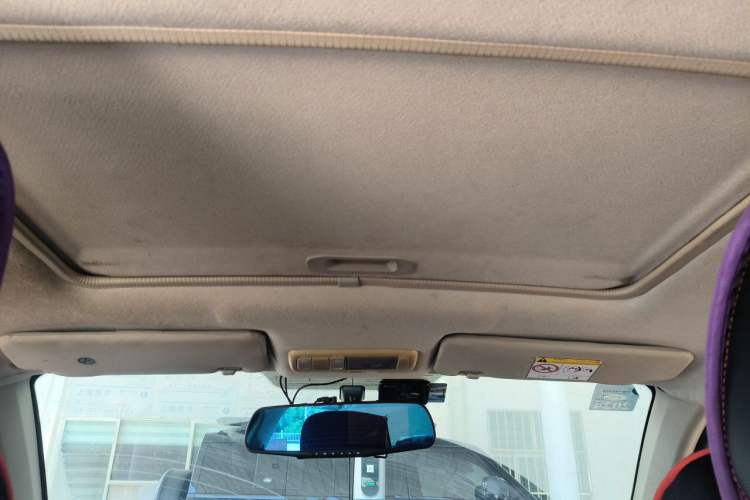 Used Geely Auto Diamond 2015 Sedan 1.5L Manual SuperDeluxe Model Headliner