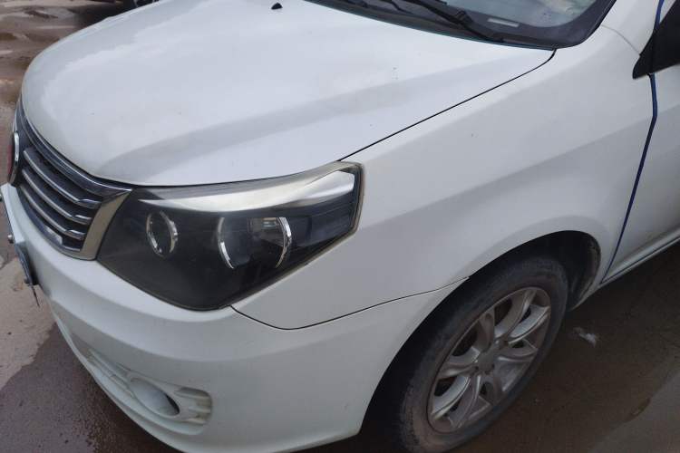 Used Geely Auto Diamond 2015 Sedan 1.5L Manual SuperDeluxe Model Left Front Headlight