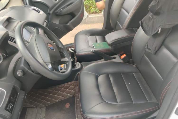 Used Geely Auto Diamond 2015 Sedan 1.5L Manual SuperDeluxe Model Left Front Seat