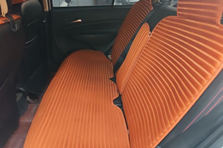 Used Geely Auto Diamond 2015 Sedan 1.5L Manual SuperDeluxe Model Left Rear Seat
