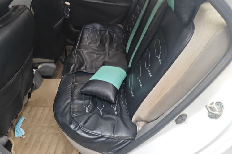 Used Geely Auto Diamond 2015 Sedan 1.5L Manual SuperDeluxe Model Left Rear Seat