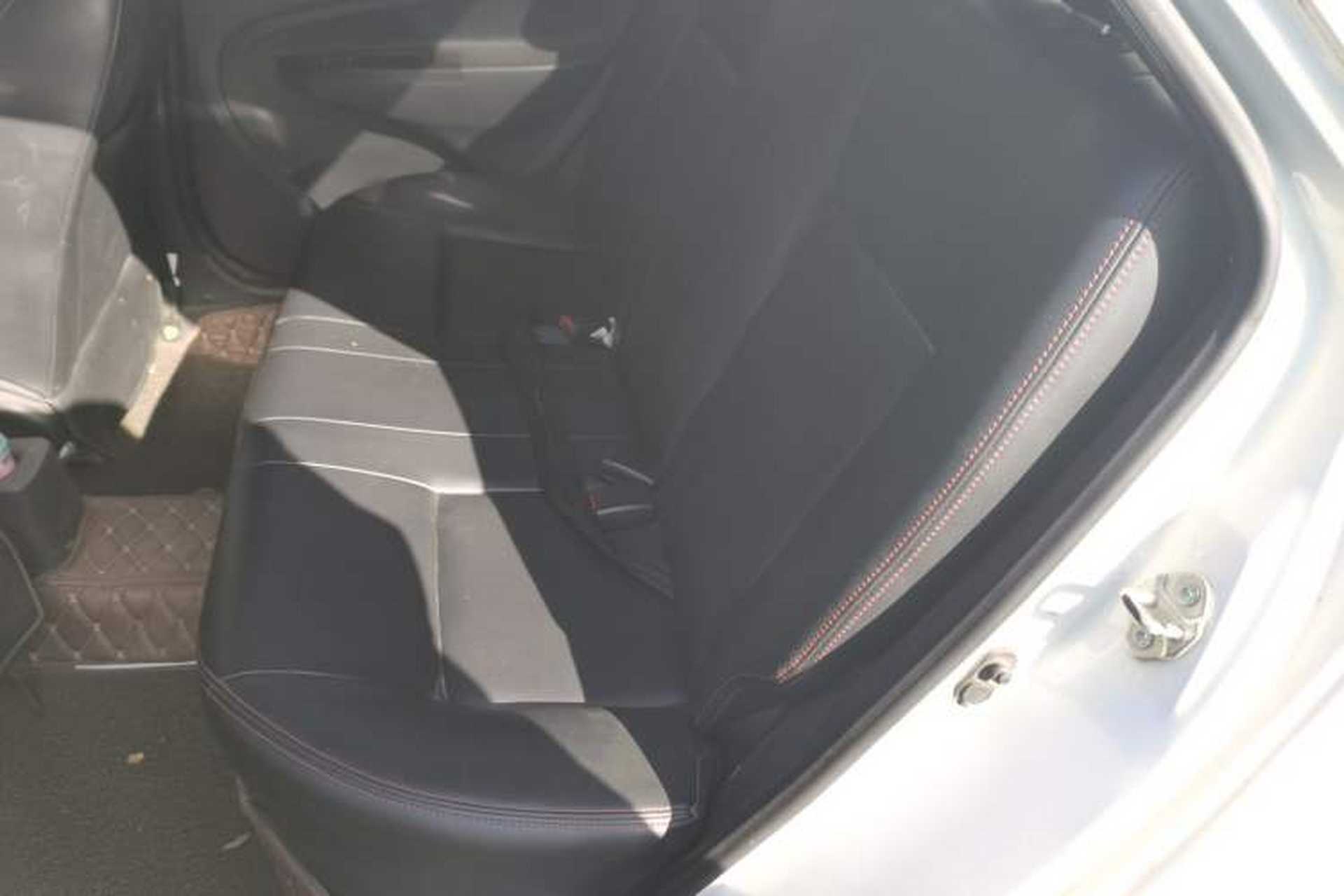 Used Geely Auto Diamond 2015 Sedan 1.5L Manual SuperDeluxe Model Left Rear Seat