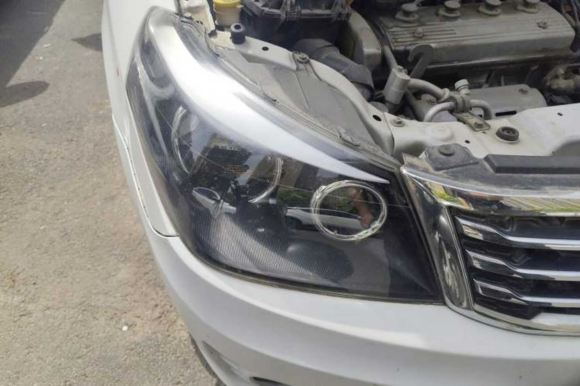 Used Geely Auto Diamond 2015 Sedan 1.5L Manual SuperDeluxe Model Right Front Headlight