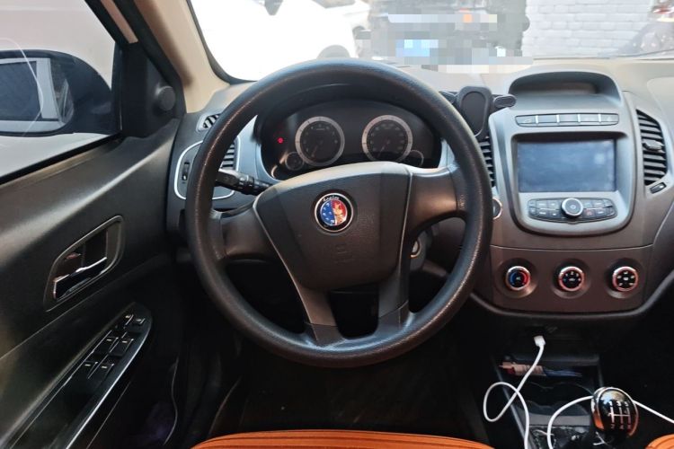 Used Geely Auto Diamond 2015 Sedan 1.5L Manual SuperDeluxe Model Steering Wheel