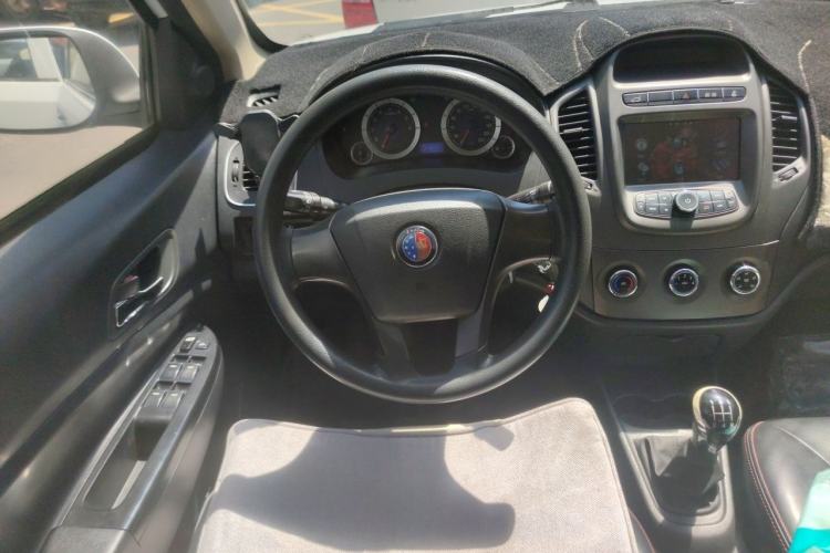 Used Geely Auto Diamond 2015 Sedan 1.5L Manual SuperDeluxe Model Steering Wheel