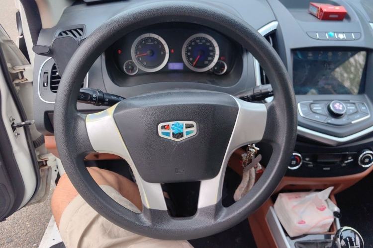 Used Geely Auto Diamond 2015 Sedan 1.5L Manual SuperDeluxe Model Steering Wheel