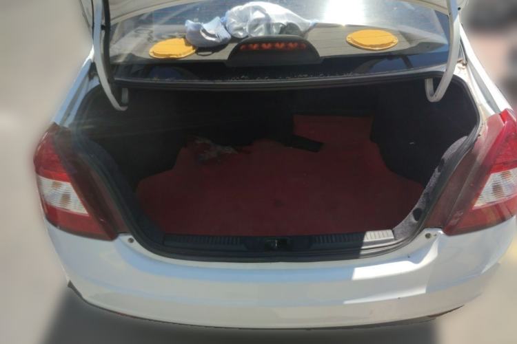 Used Geely Auto Diamond 2015 Sedan 1.5L Manual SuperDeluxe Model Trunk
