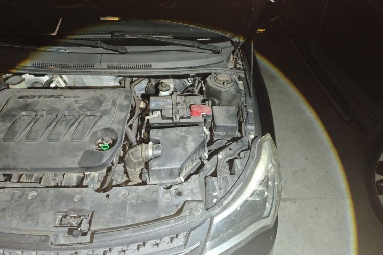 Used Geely Auto Diamond 2016 1.5L Manual Elite Edition Engine Bay Left