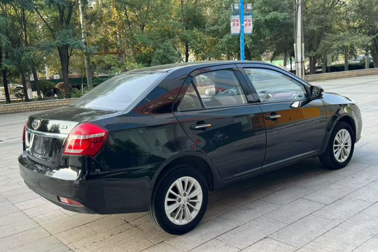 Used Geely Auto Diamond 2016 1.5L Manual Entry-Level Trim Exterior 6