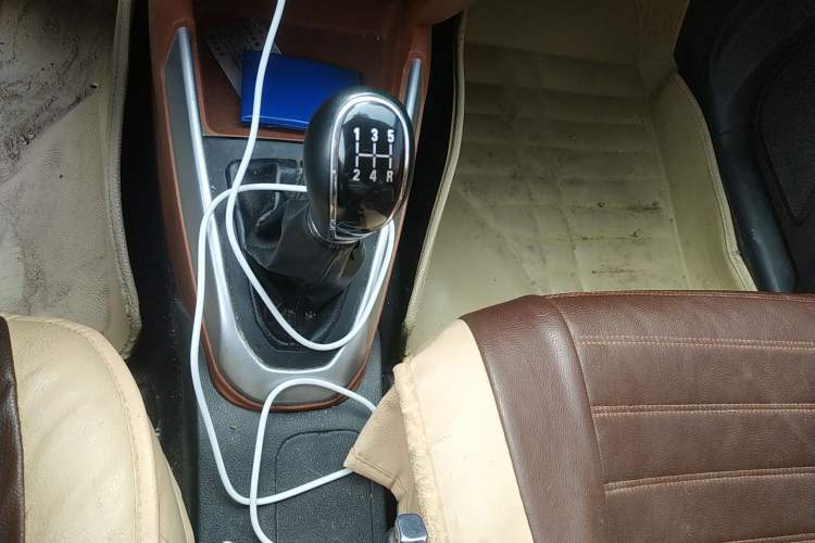 Used Geely Auto Diamond 2016 1.5L Manual Entry-Level Trim Gear Lever