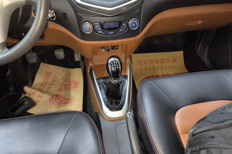 Used Geely Auto Diamond 2016 1.5L Manual Entry-Level Trim Gear Lever