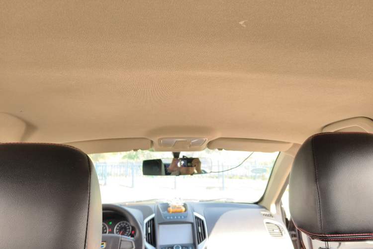 Used Geely Auto Diamond 2016 1.5L Manual Elite Edition Headliner